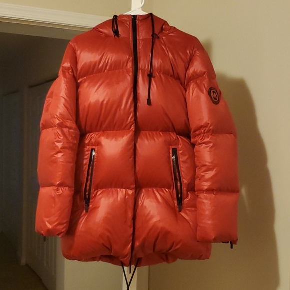 Coat - Picture 6 of 8